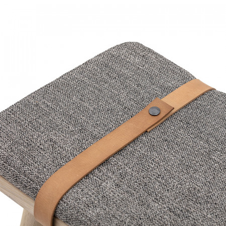 Banc bois et coussin gris scandinave Bloomingville
