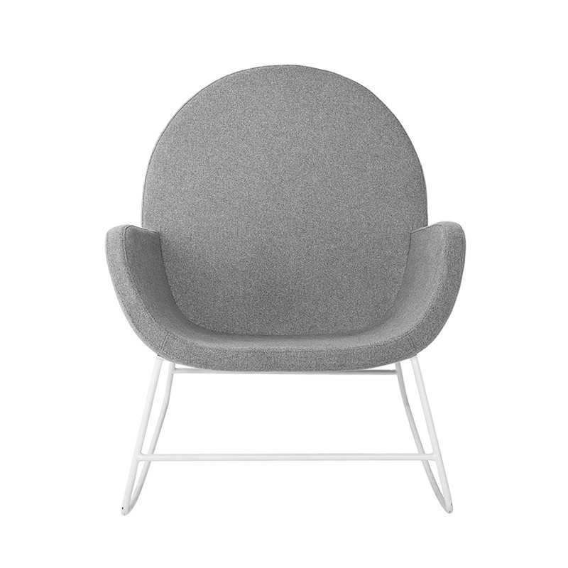 Rocking chair scandinave gris et pied métal blanc Bloomingville - Seaside