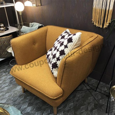 Fauteuil confortable jaune moutarde scandinave