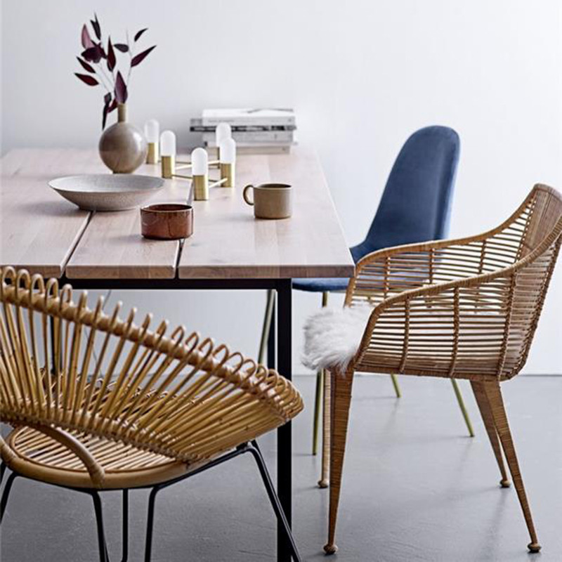 Lampe dorée design Bloomingville - Elle