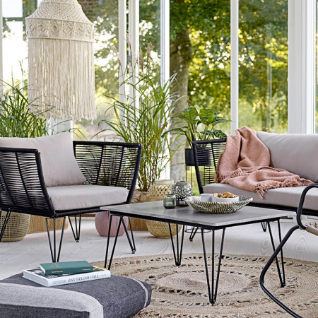 Table basse de jardin design béton et métal noir