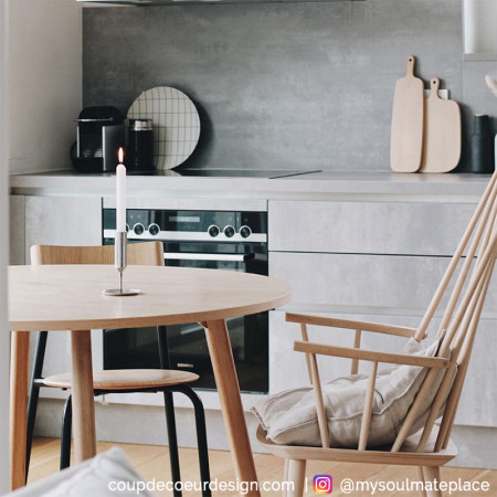 Table ronde scandinave en bois Hubsch - Sine