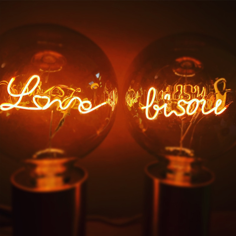 Ampoule déco avec message - Love Ampoule déco avec message - Love