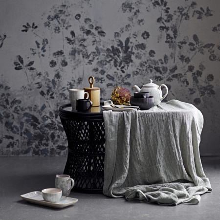Petite table basse noire en rotin Bloomingville - Tane