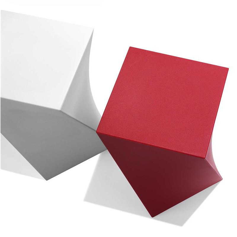 Tabouret rouge design - Kubik Tabouret rouge design - Kubik