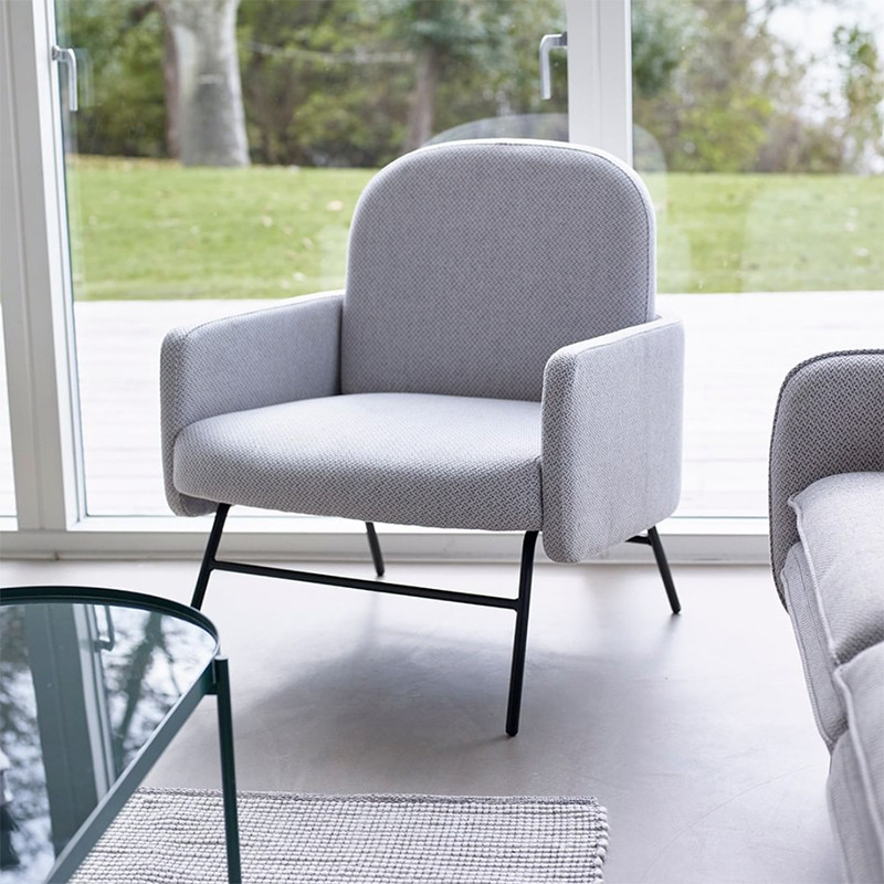 Fauteuil contemporain gris clair Hubsch - Clari
