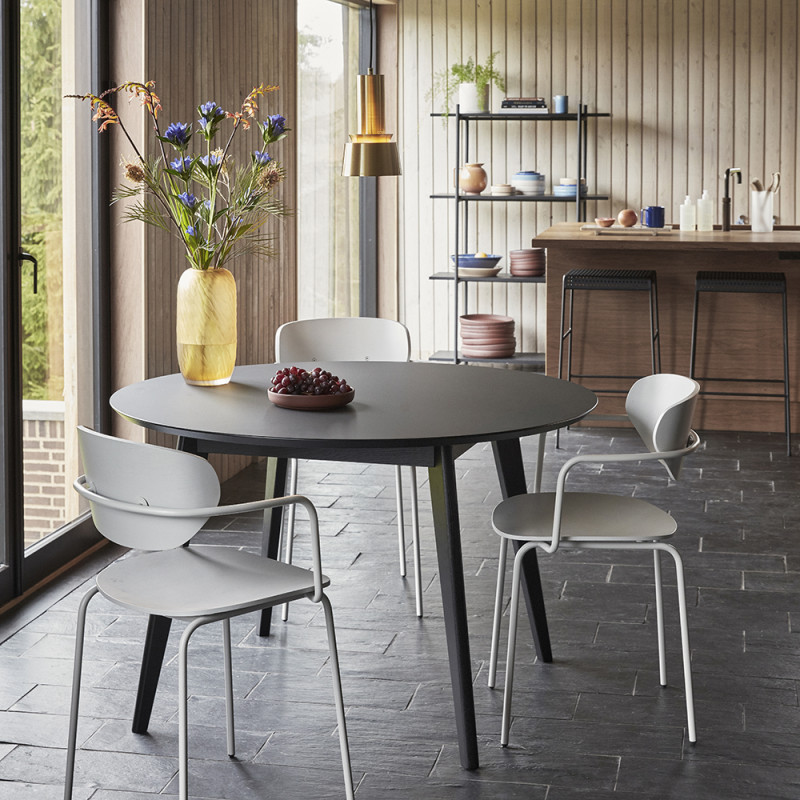 Table ronde noire en bois Hubsch - Ever Table ronde noire en bois Hubsch - Ever